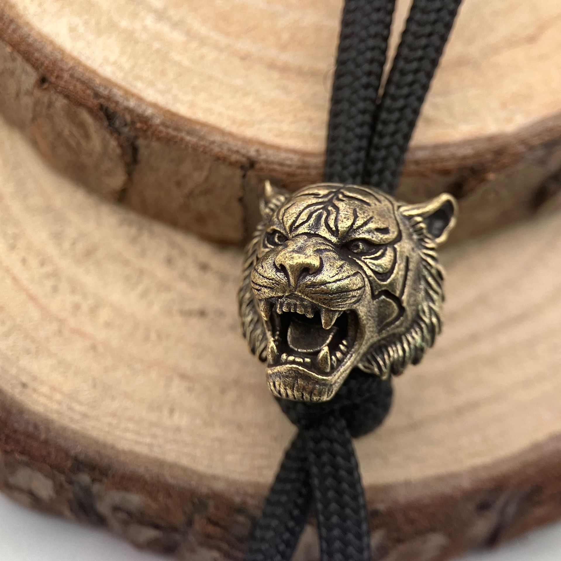 Tiger Head Brass Knife Beads E - Paracord Survival Bracelet 评论和价格