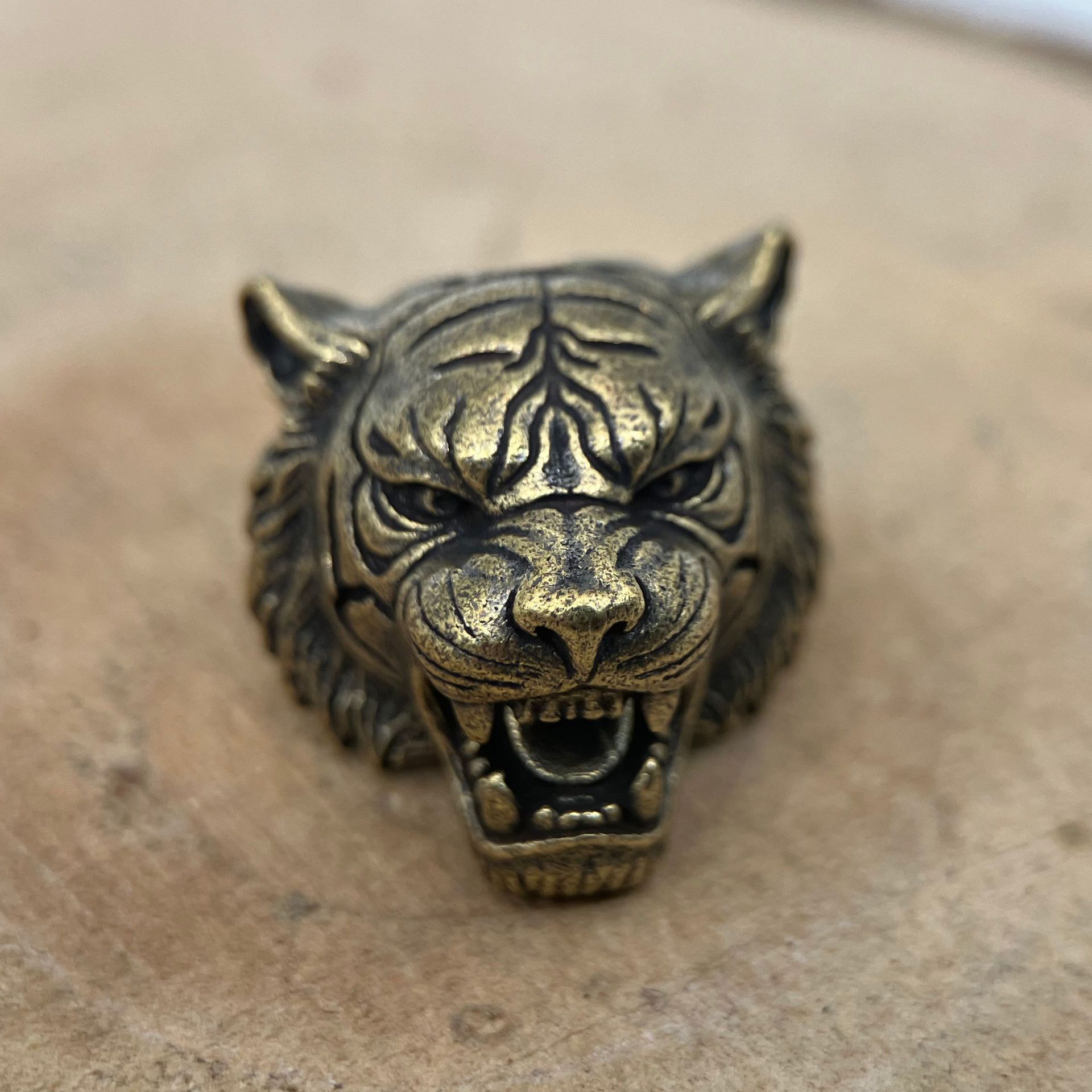 Tiger Head Brass Knife Beads E - Paracord Survival Bracelet 评论和价格