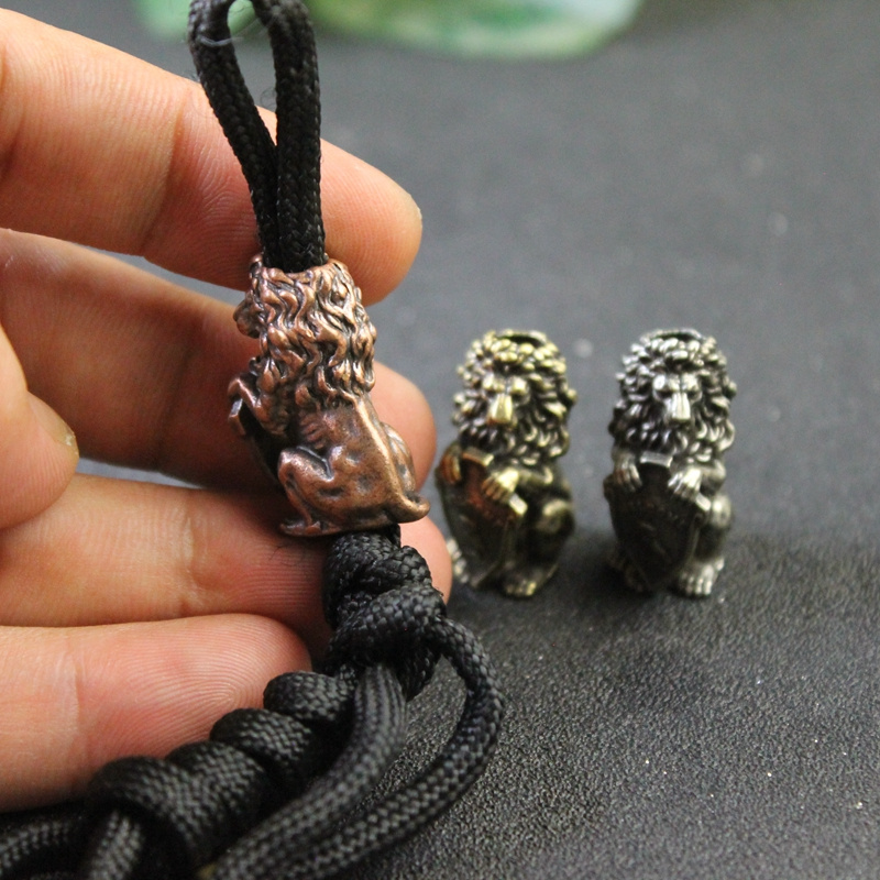Lion King Holding Owl Shield F - Paracord Survival Bracelet 评论和价格